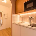 Petit Proche Ecoles & Commodites