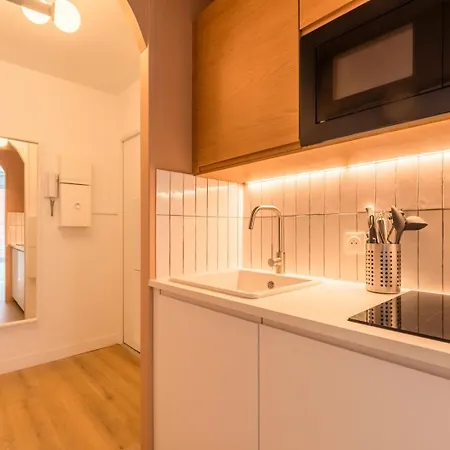 Petit Studio Proche Commodites Avec Parking