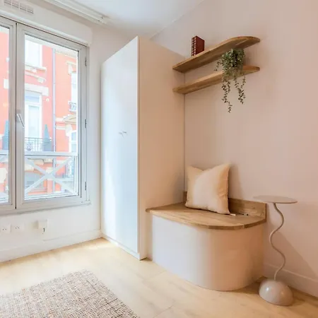 Petit Studio Proche Commodites Avec Parking